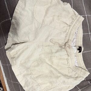 Quince linen shorts